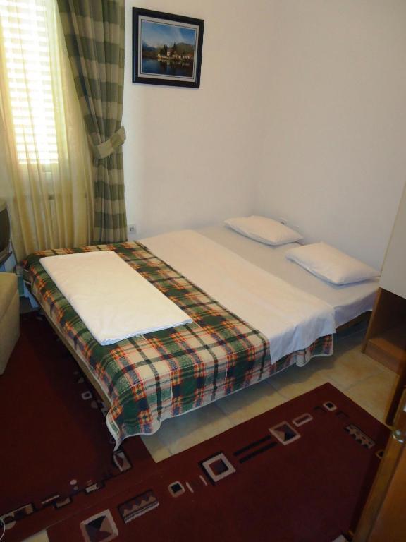 Hotel Pelikan Virpazar Quarto foto