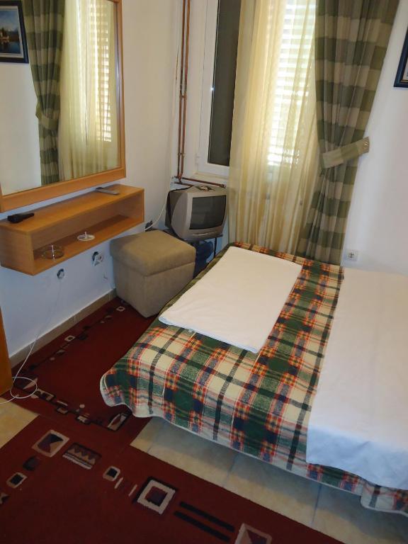 Hotel Pelikan Virpazar Quarto foto